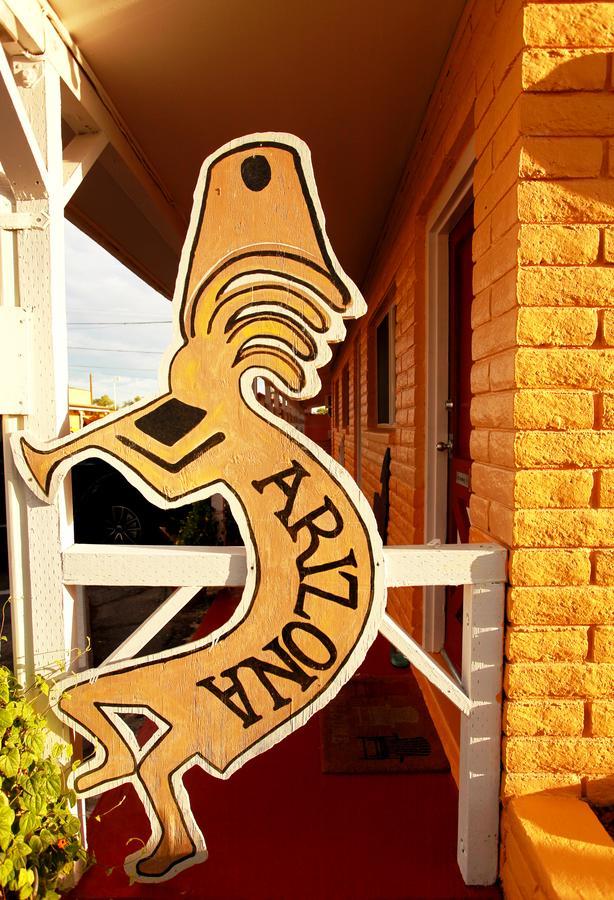 Brad'S Desert Inn Holbrook Kültér fotó